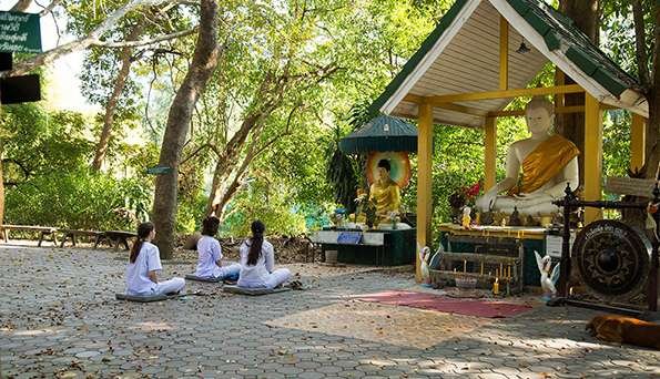 Meditation-in-Chiang-Mai