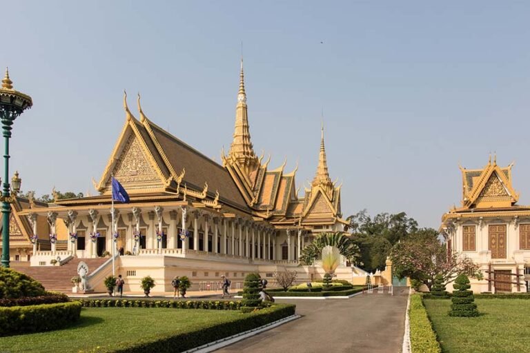 Cambodia_Royal-Palace